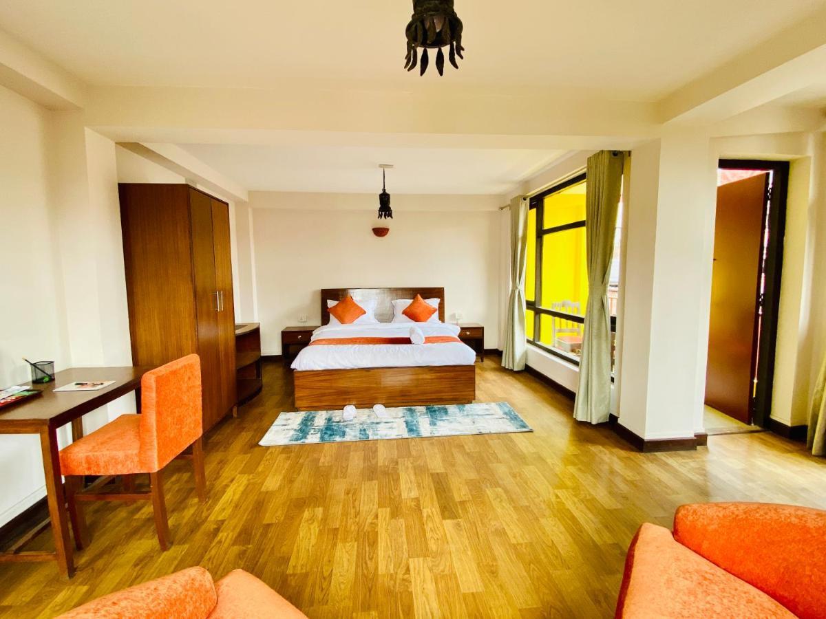 Hotel Pala Kathmandu Exterior photo
